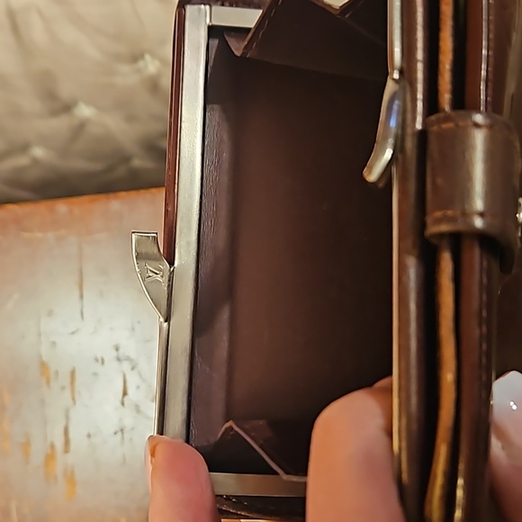 Louis Vuitton Vernis Kiss Lock Wallet Project Wallet ♥️ - Picture 10 of 17